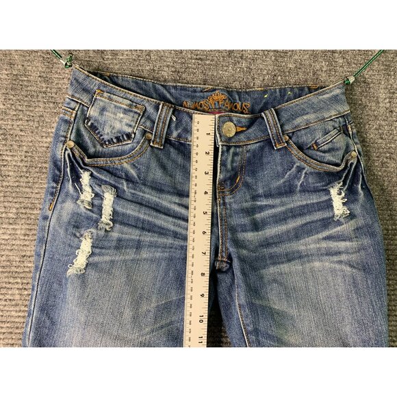 Almost Famous Womens Size 3 Long Bermuda Shorts Cuffed Flap Back Pockets Jean De - Picture 5 of 7